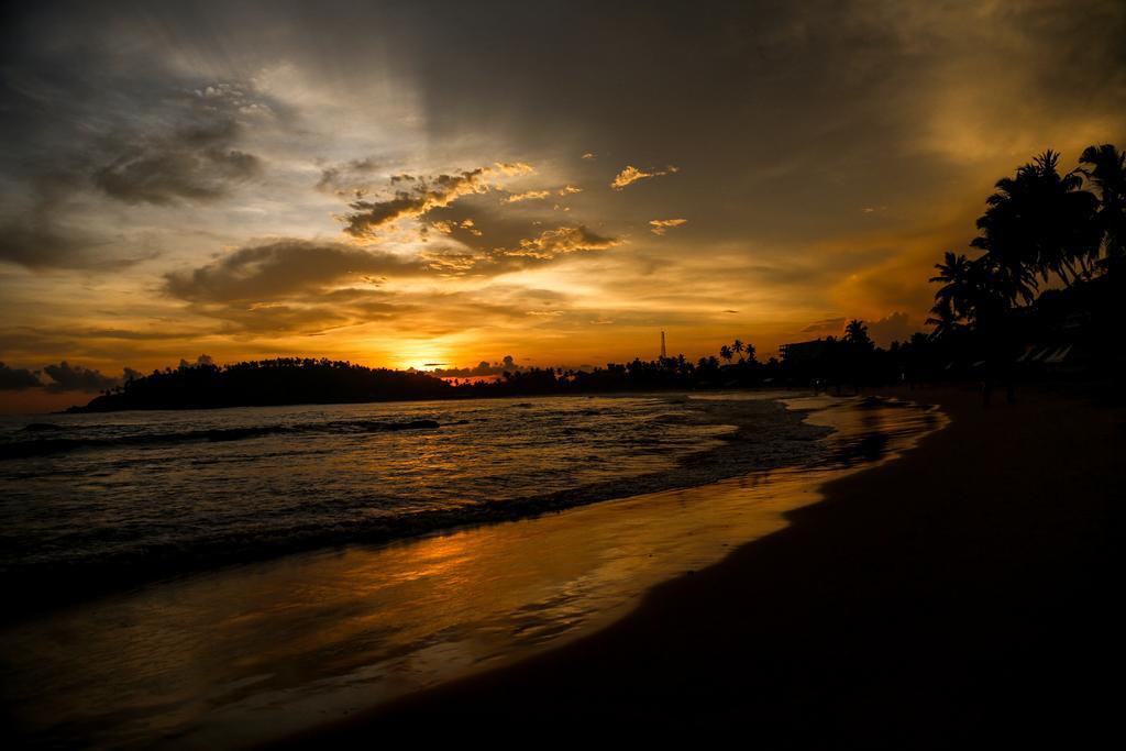 Wonderset Mirissa Hotel ภายนอก รูปภาพ
